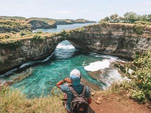 10 Pantai di Bali yang Harus Anda Kunjungi