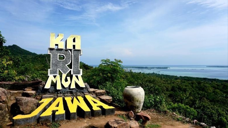 Cuaca Buruk, Banyak Wisatawan di Karimunjawa Tak Bisa Pulang