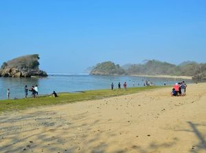 Pasti Seru, Yang di Malang ke Pantai Kondang Merak Yuk