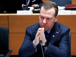 Ancaman Perang Nuklir Mengemuka dari Eks Presiden Rusia