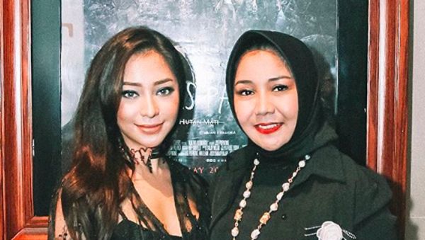 So Sweet, Kedekatan Nikita Willy dengan Sang Bunda