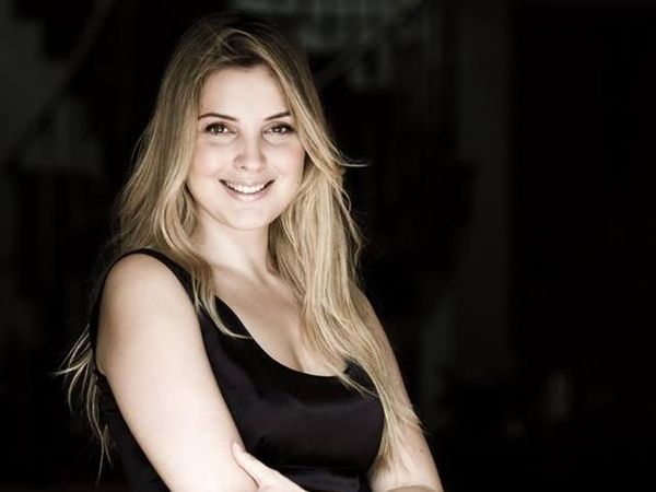 Ini Marcela, Ibu Negara Paling Cantik yang Lebih Muda 43 Tahun dari Suami