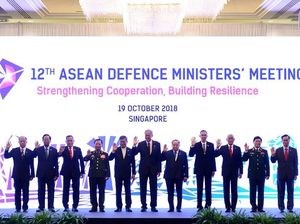 Ryamizard Hadiri Pertemuan Menteri Pertahanan Se-ASEAN di Singapura Ryamizard Hadiri Pertemuan Menteri Pertahanan Se-ASEAN di Singapura