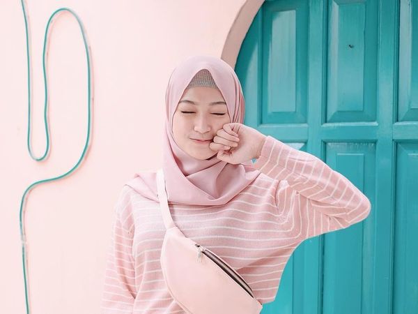 Imutnya Saritiw, Youtuber Hijab Asal Bandung yang Lagi Naik Daun