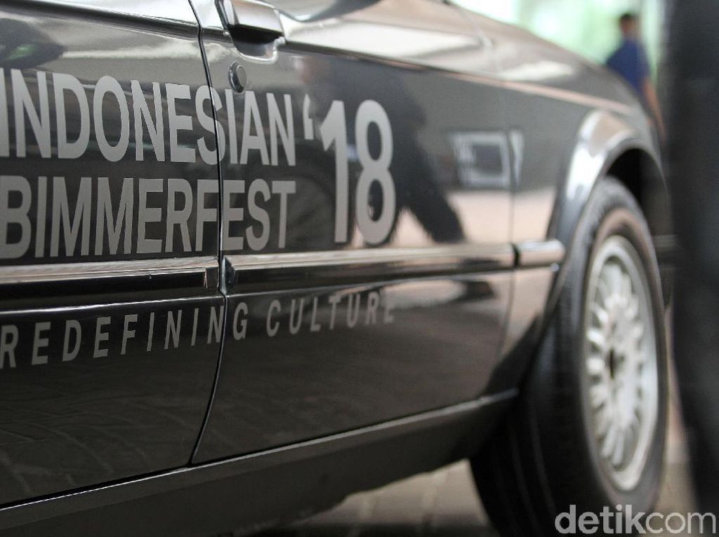 Lebaran Pengguna BMW Indonesia di Semarang Lebaran Pengguna BMW Indonesia di Semarang