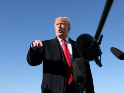 Donald Trump Bangga Robot Amerika Mendarat di Mars