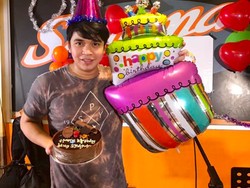 Adik Disebut Jadi Tukang Parkir, Billy Syahputra Hanya Cengar-cengir