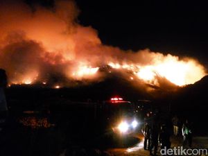 TPA Putri Cempo Solo Kebakaran