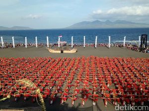Foto: Nggak Bisa Move On dari Meriahnya Gandrung Sewu