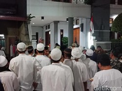 Maruf Amin Gelar Pengajian dan Doa Bersama Warga di Koja