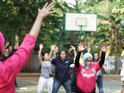 Mengenal Senam Lansia, Jenis, dan Contoh Gerakannya