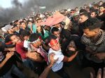 Bentrok dengan Israel, 130 Warga Palestina Terluka Bentrok dengan Israel, 130 Warga Palestina Terluka
