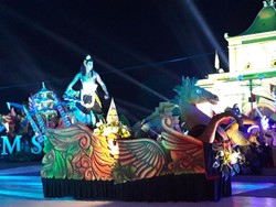 Melihat Kemeriahan Jatim Specta Night Carnival yang Penuh Warna