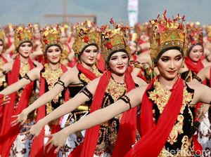Menpar: Gandrung Sewu Kembali Masuk Kalender Wisata Nasional 2019