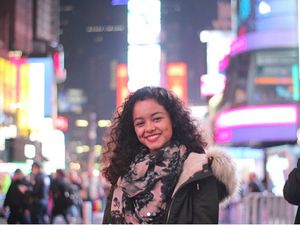 Potret Manis Mutiara Baswedan, Anak Gadis Kesayangan Ayah Anies