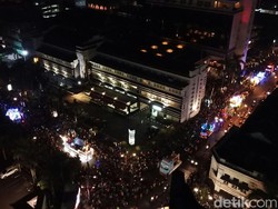 Keseruan 1001 Malam di Bandung Light Festival