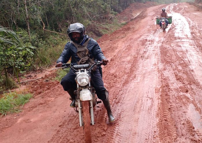 Terdiri dari 379,39 km di Provinsi Papua Barat dan 1.678 km di Provinsi Papua.Â  Istimewa/Kementerian PUPR.