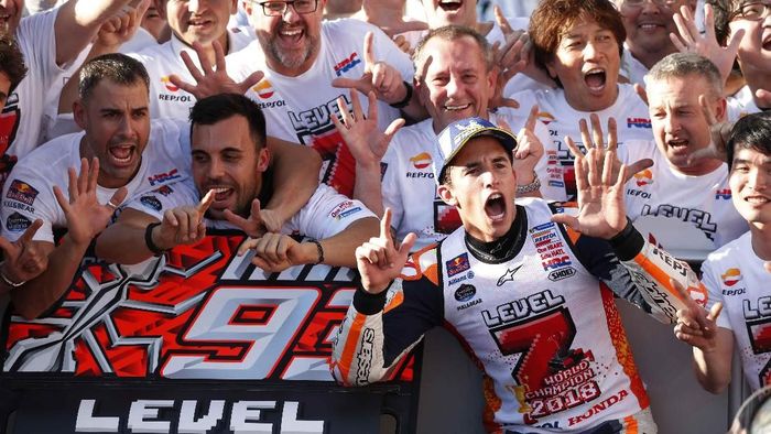 Marc Marquez meraih titel juara dunia ketujuh di MotoGP Jepang 2018. (Foto: Toru Hanai/Reuters)