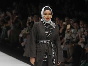 Jelajah 6 Kota di Dunia Lewat Koleksi Dian Pelangi Hingga Ria Miranda