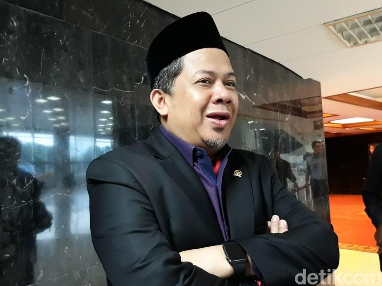 Fahri Tantang Konser Jokowi Kumpulkan Massa Lebihi Kampanye Prabowo