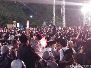 Hari Santri Nasional, Jokowi Ajak Santri Waspadai Hoax!