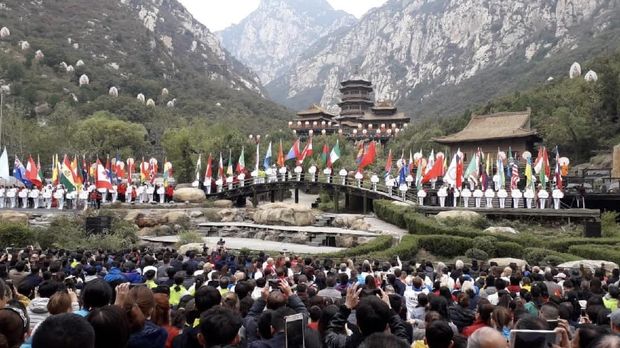 Festival wushu dan shaolin di Zhengzhou diikuti lebih dari 2.000 peserta yang berasal 65 negara.