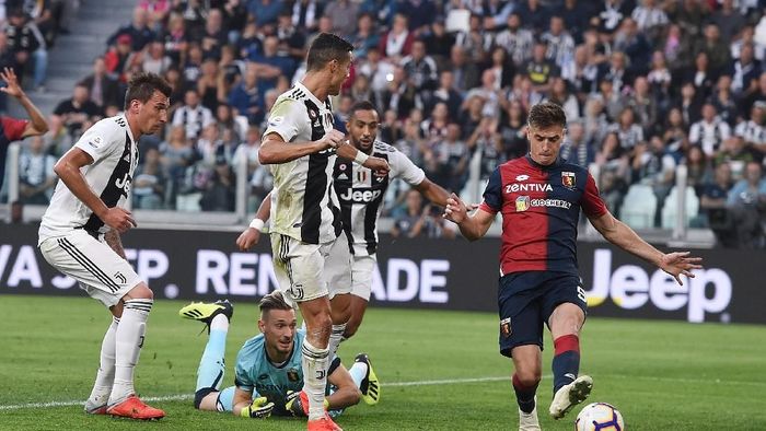 Juventus ditahan imbang Genoa di Allianz Stadium. (Foto: Tullio M. Puglia/Getty Images) Juventus ditahan imbang Genoa di Allianz Stadium. (Foto: Tullio M. Puglia/Getty Images)