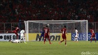 Abdul Rasheed Umaru membobol gawang Indonesia. Dalam pertandingan ini Abdul Rasheed tiga kali membobol gawang Indonesia.