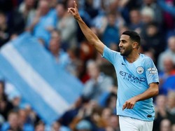 Riyad Mahrez merayakan gol. Reuters/Jason.
