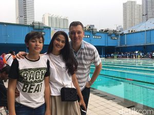 Penyandang Autis Bikin Maudy Zaenab Koesnaedi Terharu