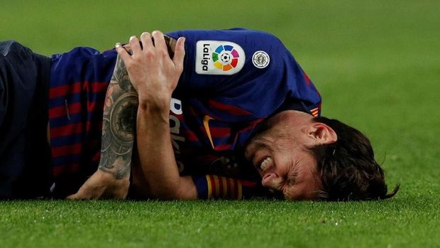 Barcelona harus bisa menutup lubang besar yang ditinggalkan oleh Lionel Messi.