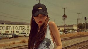 Potret Cantik Idol K-Pop yang Bikin Fans Khawatir Usai Ungkap Berat Badan
