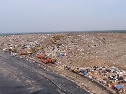 Usia Pakai TSPT Bantar Gerbang di Ujung Tanduk