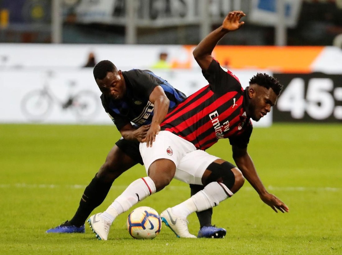 AC Milan menyerah 0-1 dari Inter Milan. (Foto: Stefano Rellandini/Reuters)