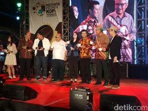 Kopi Lingkar Wilis yang Unik Ditampilkan di Festival Kopi Trenggalek Kopi Lingkar Wilis yang Unik Ditampilkan di Festival Kopi Trenggalek