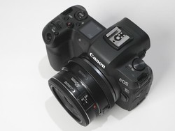 Canon Memang Mau Bikin Mirrorless 8K