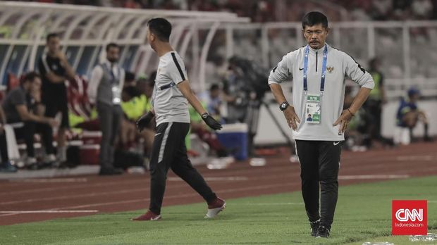 Indra Sjafri pernah mengatakan biar dia yang menanggung beban target ke Piala Dunia U-20, bukan para pemain Timnas Indonesia U-19. (