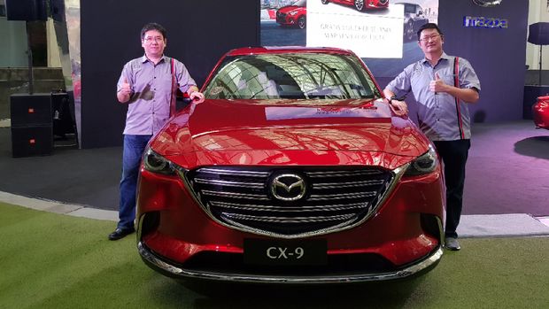 Mazda CX-9 menyuguhkan mesin SKYACTIV-G 2.5 Turbo.