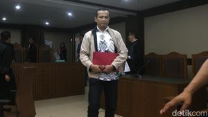 Menyesal Korupsi, Natalis Sinaga Hampir Menangis