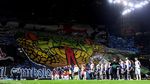 Si Ular Besar Menang, Kota Milan Jadi Biru-Hitam