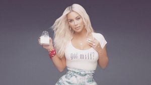 Deretan Momen Kim Kardashian Pamer Bokong yang Picu Kontroversi