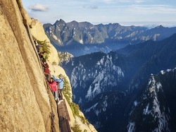 Video 9GAG Ini Bikin Kaki Jadi Lemas