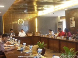 Keluarga Napi Teroris Ngadu ke Fadli Zon soal Prosedur Penangkapan