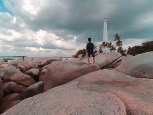 Pantai Pulau Lengkuas, Destinasi Wajib di Belitung