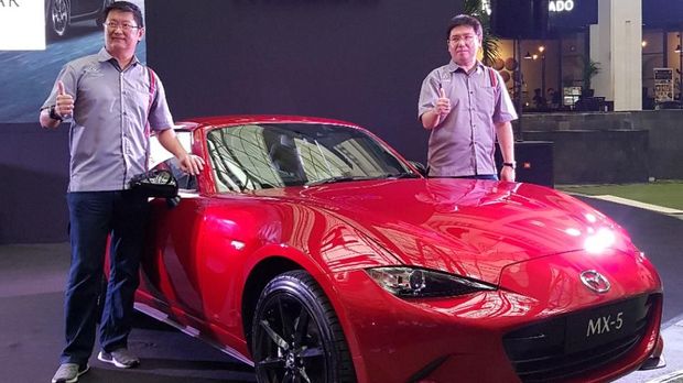 MX-5 dilengkapi mesin 4 silinder SKYACTIV-G 2.0 bertenaga lebih besar 13 Ps