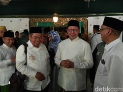 Menag Kaji RUU Pesantren