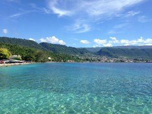 Di Dekat Pusat Kota Luwuk, Ada Pantai Seindah Ini Di Dekat Pusat Kota Luwuk, Ada Pantai Seindah Ini
