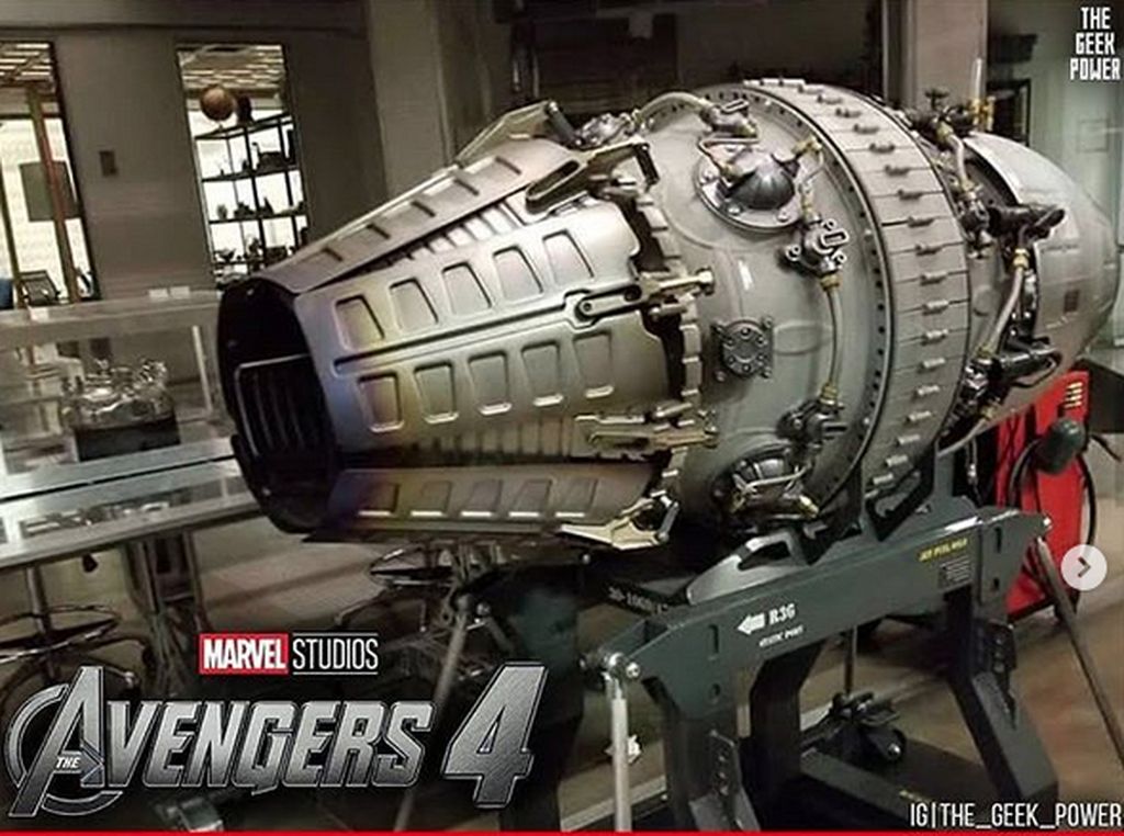 Iron Man Pakai Senjata Klasik Proton Cannon untuk Serang Thanos Iron Man Pakai Senjata Klasik Proton Cannon untuk Serang Thanos