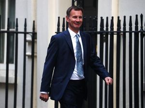 Menkeu Inggris Wanti-wanti Resesi, Ekonomi Bisa Minus 1,4%