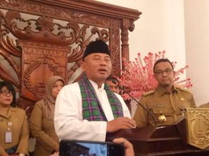 Wali Kota Bekasi Beri Selamat ke Walkot Cilegon: Semoga Pak Edi Bisa Membangun Wali Kota Bekasi Beri Selamat ke Walkot Cilegon: Semoga Pak Edi Bisa Membangun